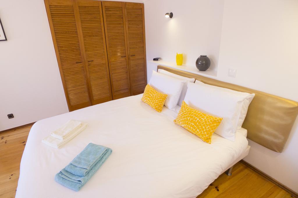 Lv Premier Flores Fl1 * Lisboa