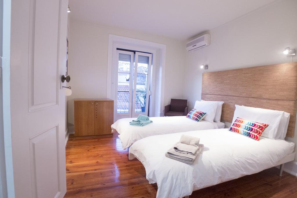 Lv Premier Flores Fl1 Lisboa